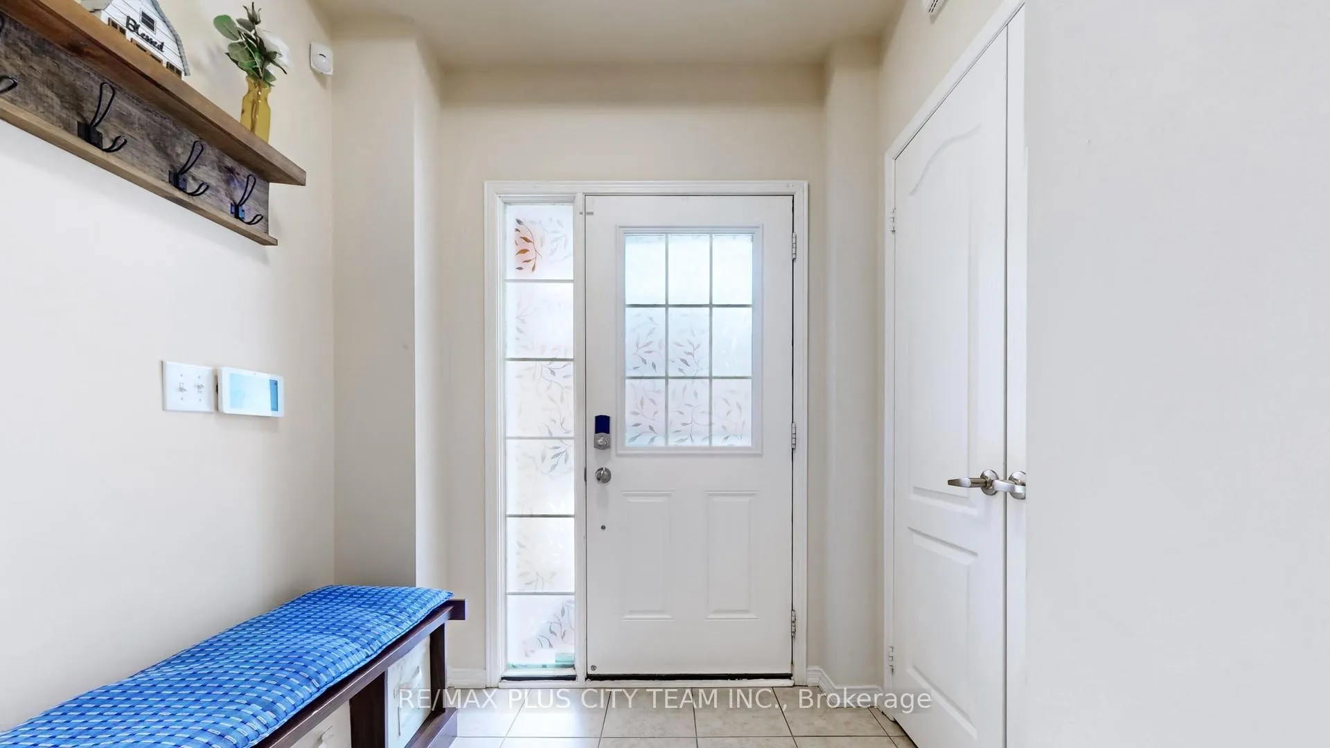 Photo 21 of 16 Edison Way, Whitby, Taunton North — HOMEH
