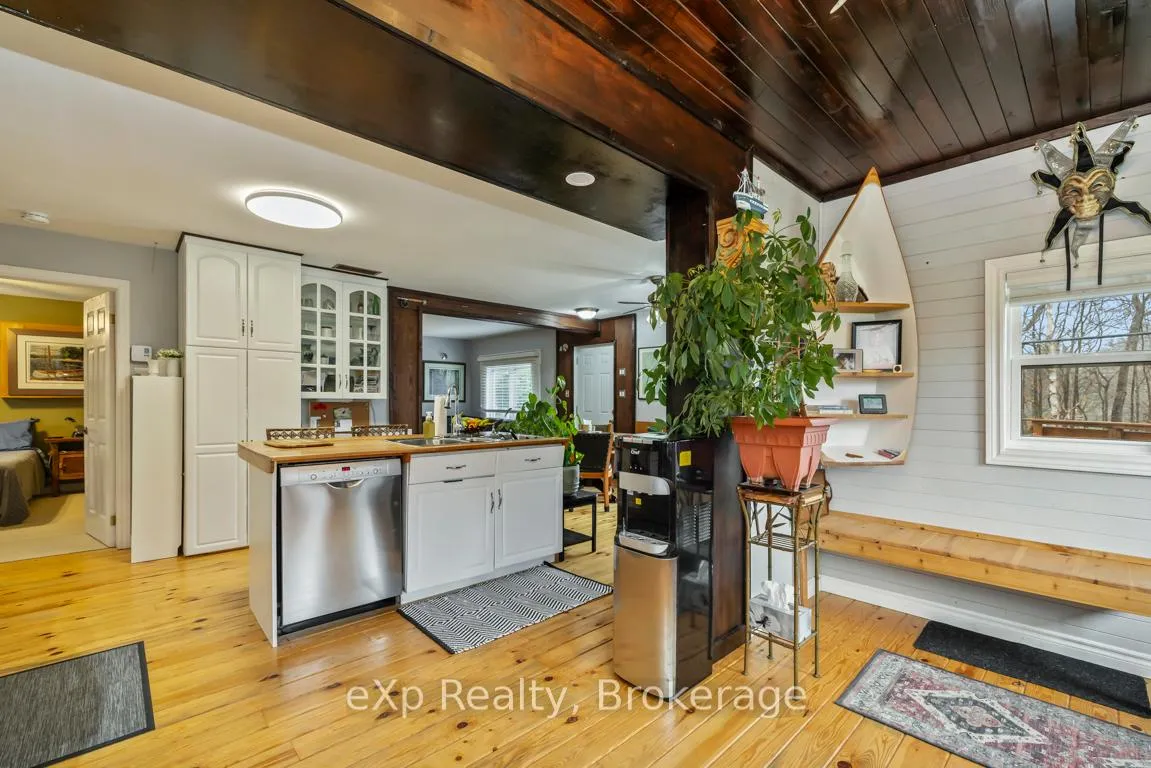 Photo 6 of 20 Sunnyshore Park Drive, McKellar — HOMEH