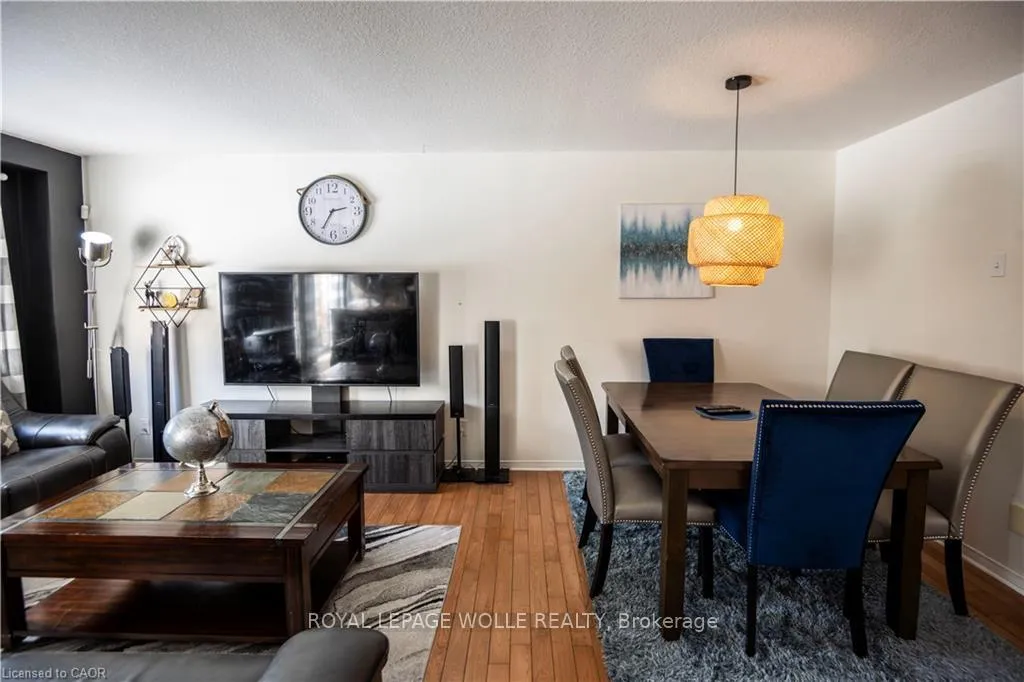 Photo 13 of 147 Dubrick Crescent, Kitchener — HOMEH