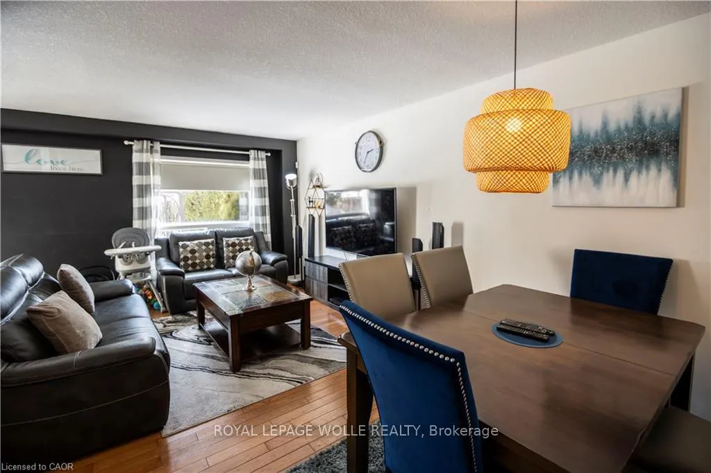 Photo 14 of 147 Dubrick Crescent, Kitchener — HOMEH