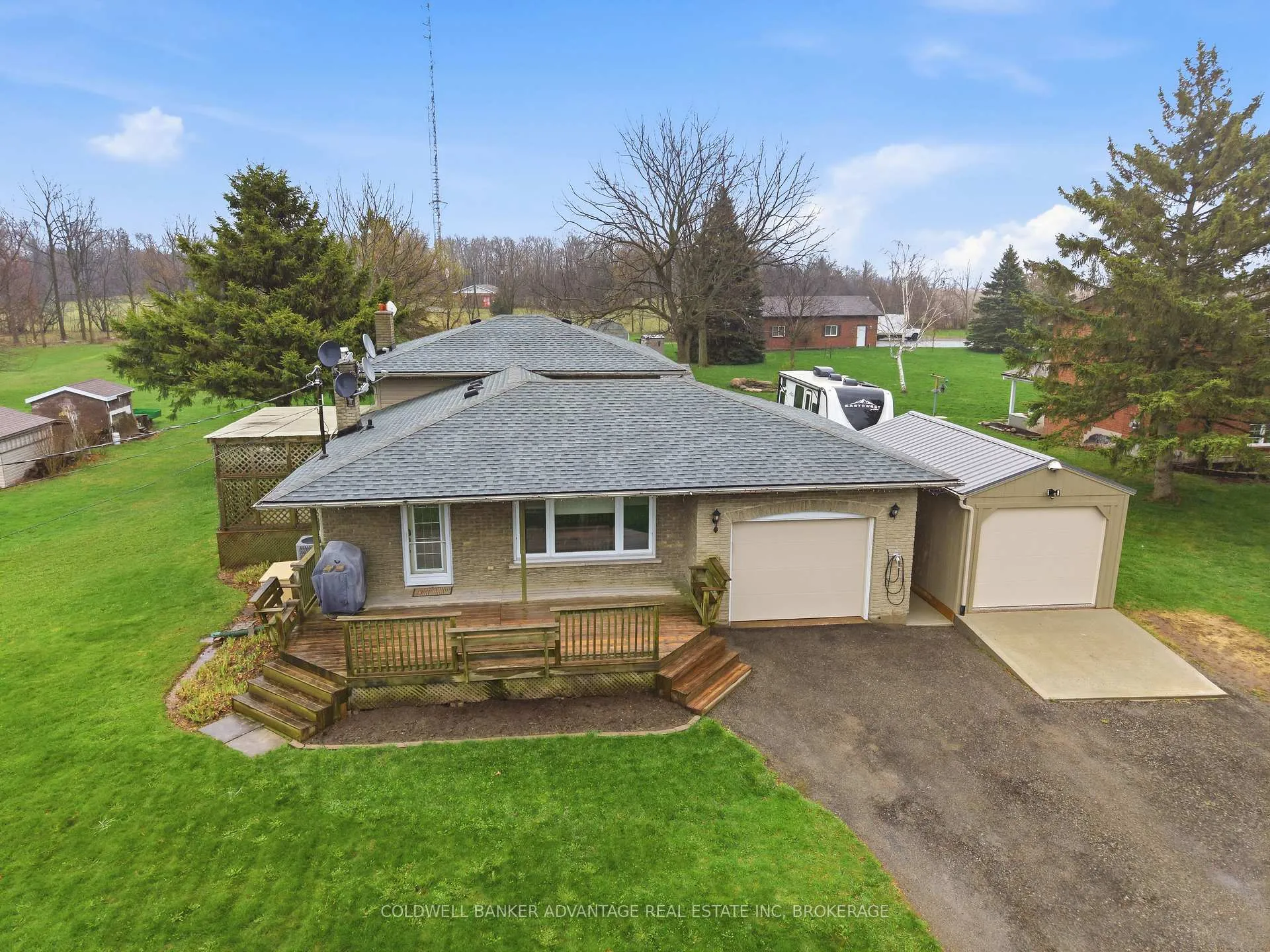 Photo 4 of 2859 Chippawa Road, Port Colborne, Bethel — HOMEH