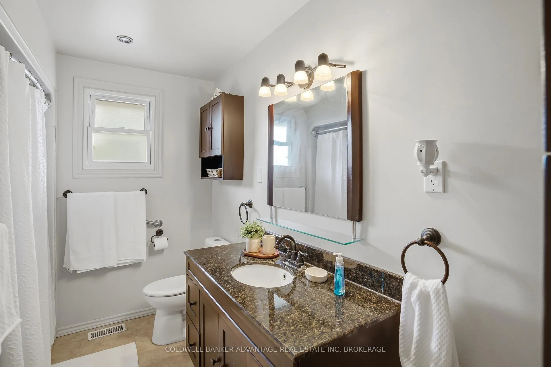 Photo 17 of 2859 Chippawa Road, Port Colborne, Bethel — HOMEH