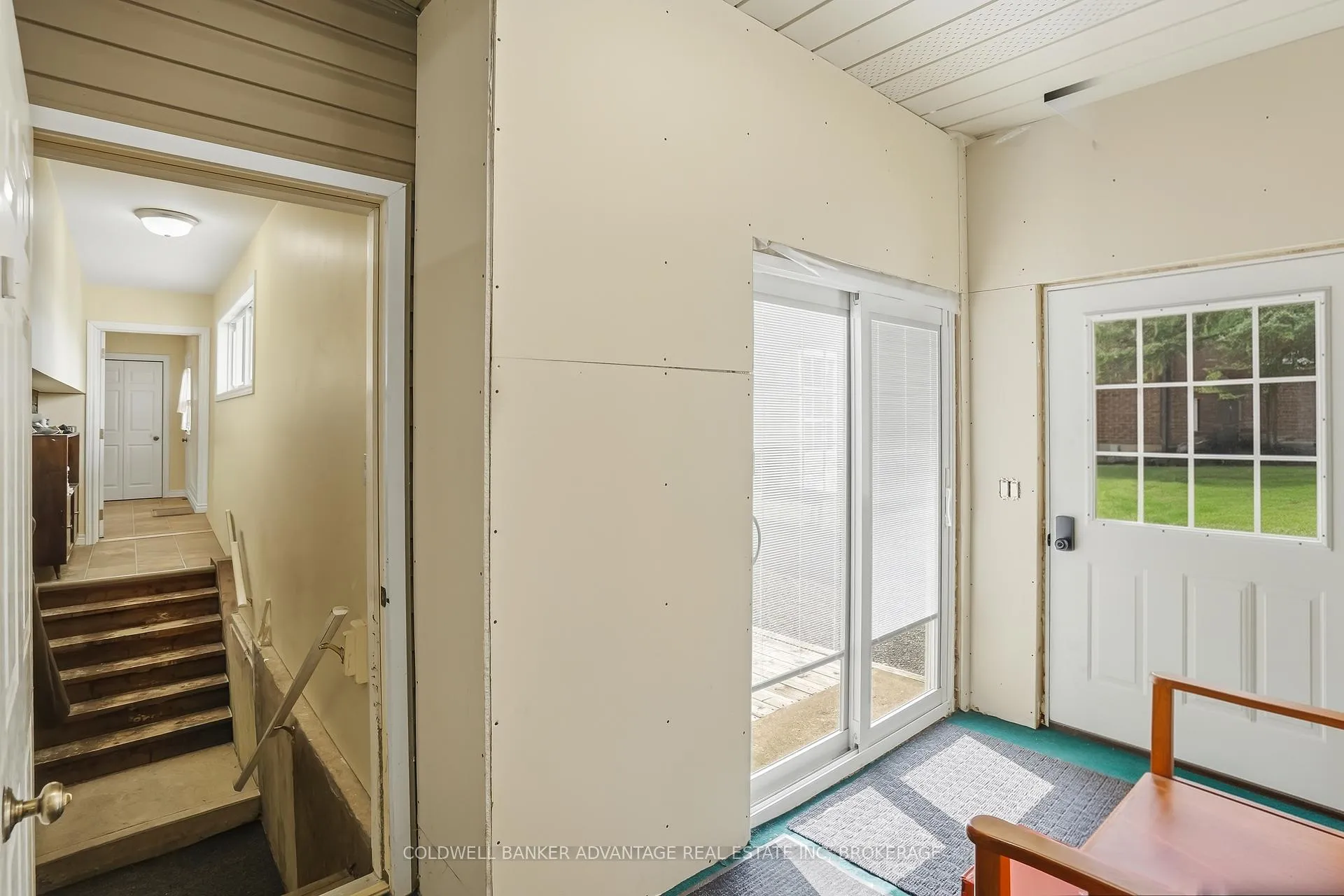 Photo 21 of 2859 Chippawa Road, Port Colborne, Bethel — HOMEH