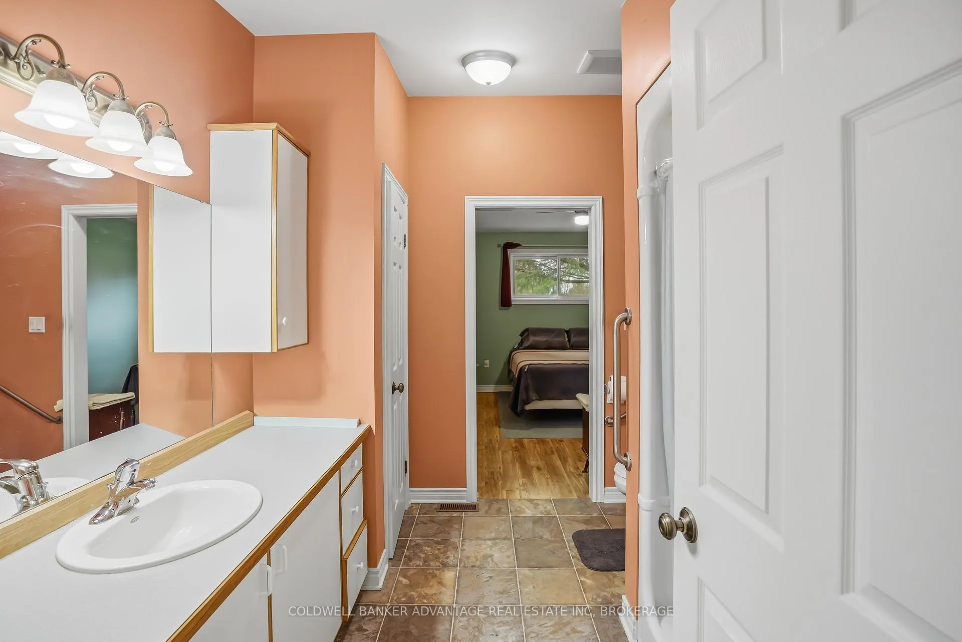 Photo 34 of 2859 Chippawa Road, Port Colborne, Bethel — HOMEH