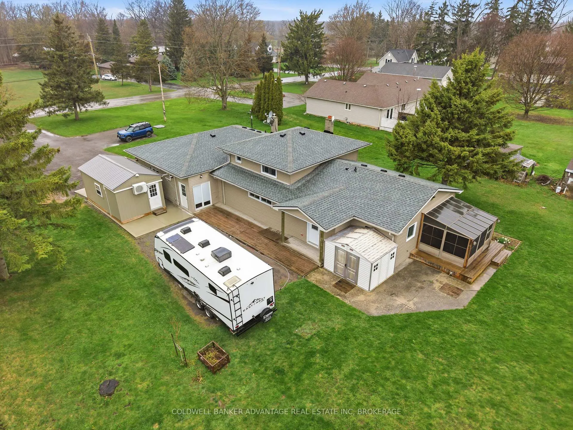 Photo 38 of 2859 Chippawa Road, Port Colborne, Bethel — HOMEH