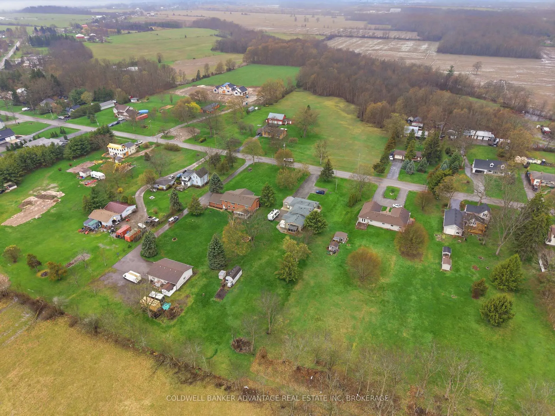 Photo 43 of 2859 Chippawa Road, Port Colborne, Bethel — HOMEH