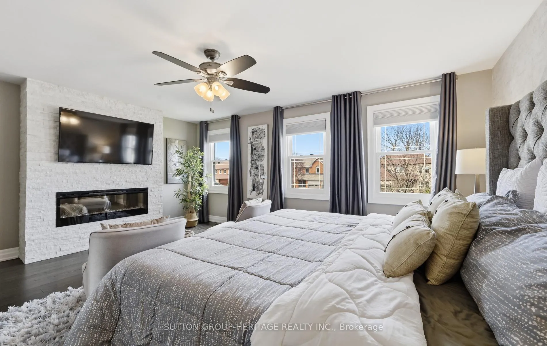 Photo 20 of 537 Charnwood Court, Pickering, Amberlea — HOMEH