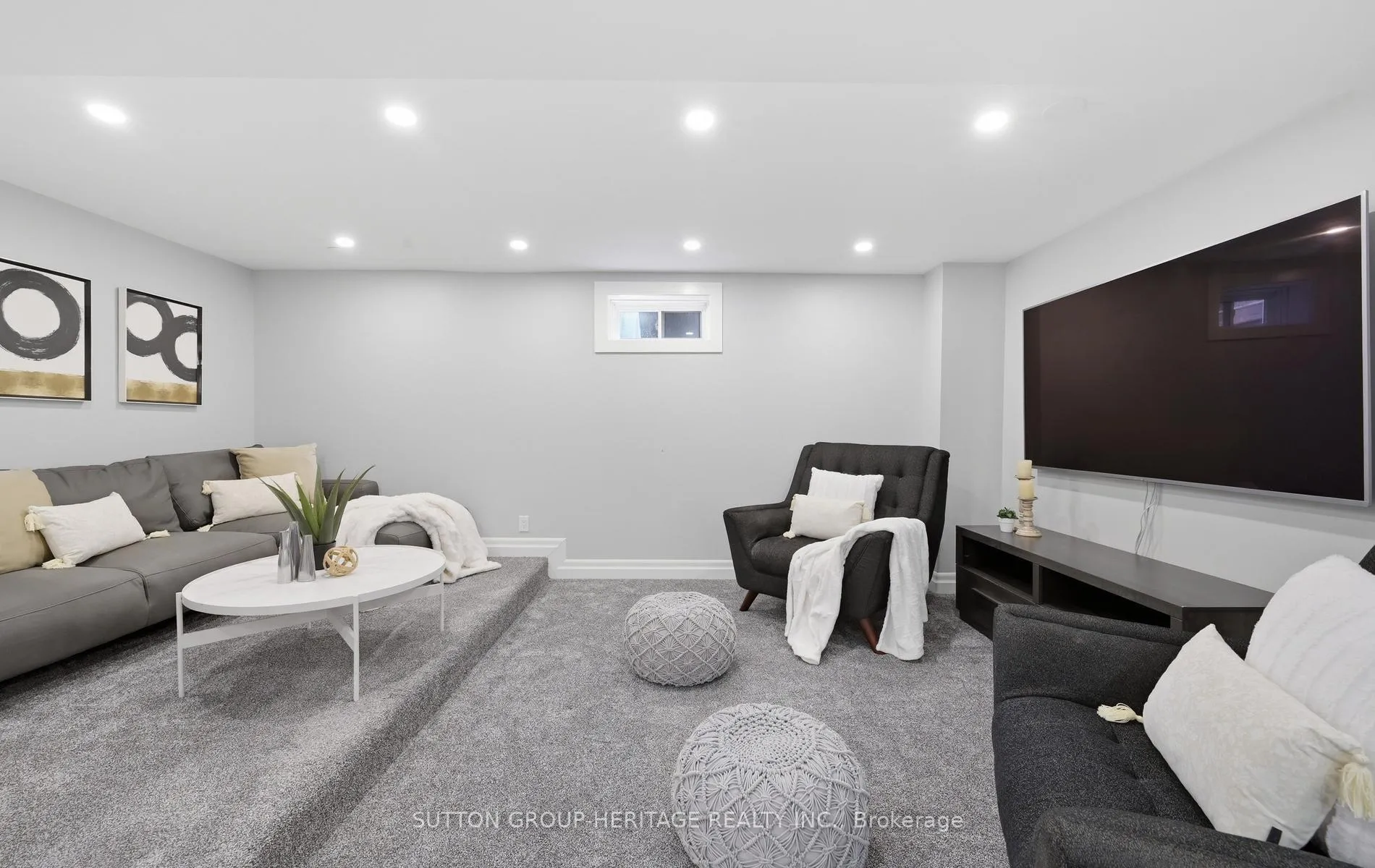 Photo 33 of 537 Charnwood Court, Pickering, Amberlea — HOMEH