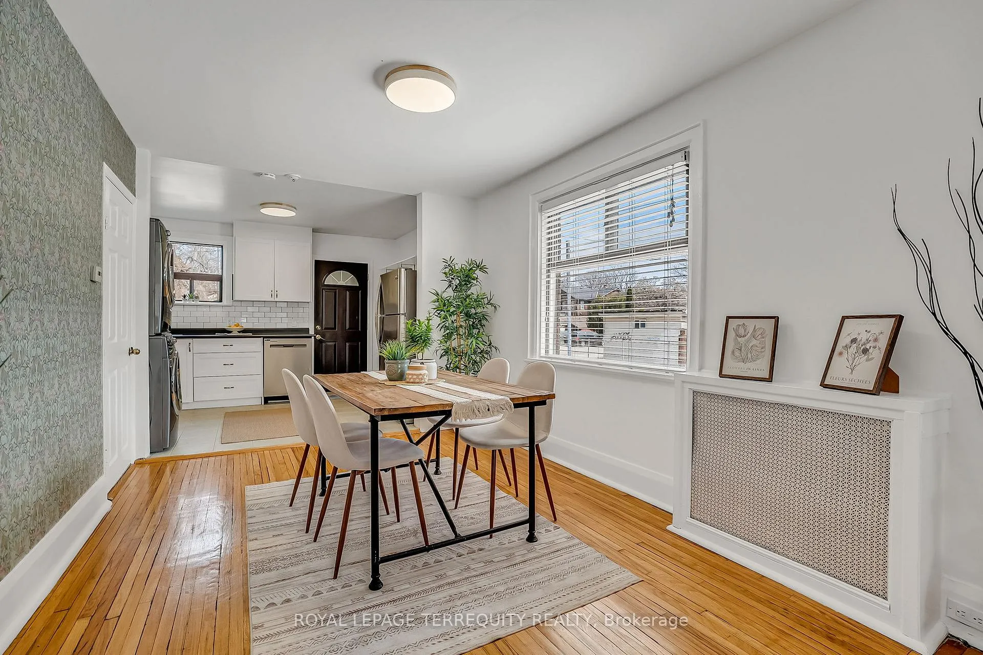 Photo 8 of 1746 Queen Street E, Toronto, The Beaches — HOMEH
