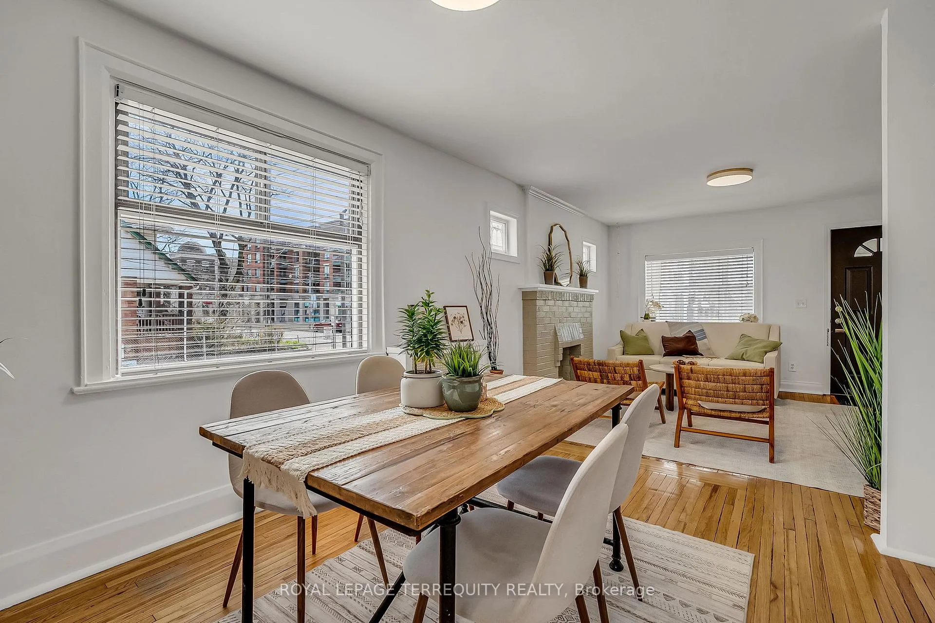 Photo 9 of 1746 Queen Street E, Toronto, The Beaches — HOMEH