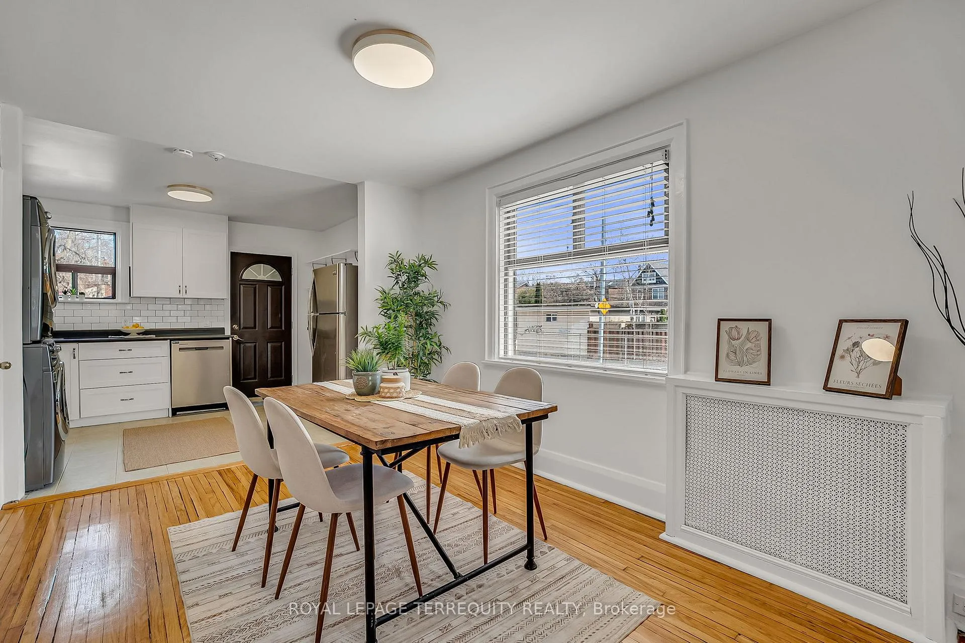 Photo 10 of 1746 Queen Street E, Toronto, The Beaches — HOMEH