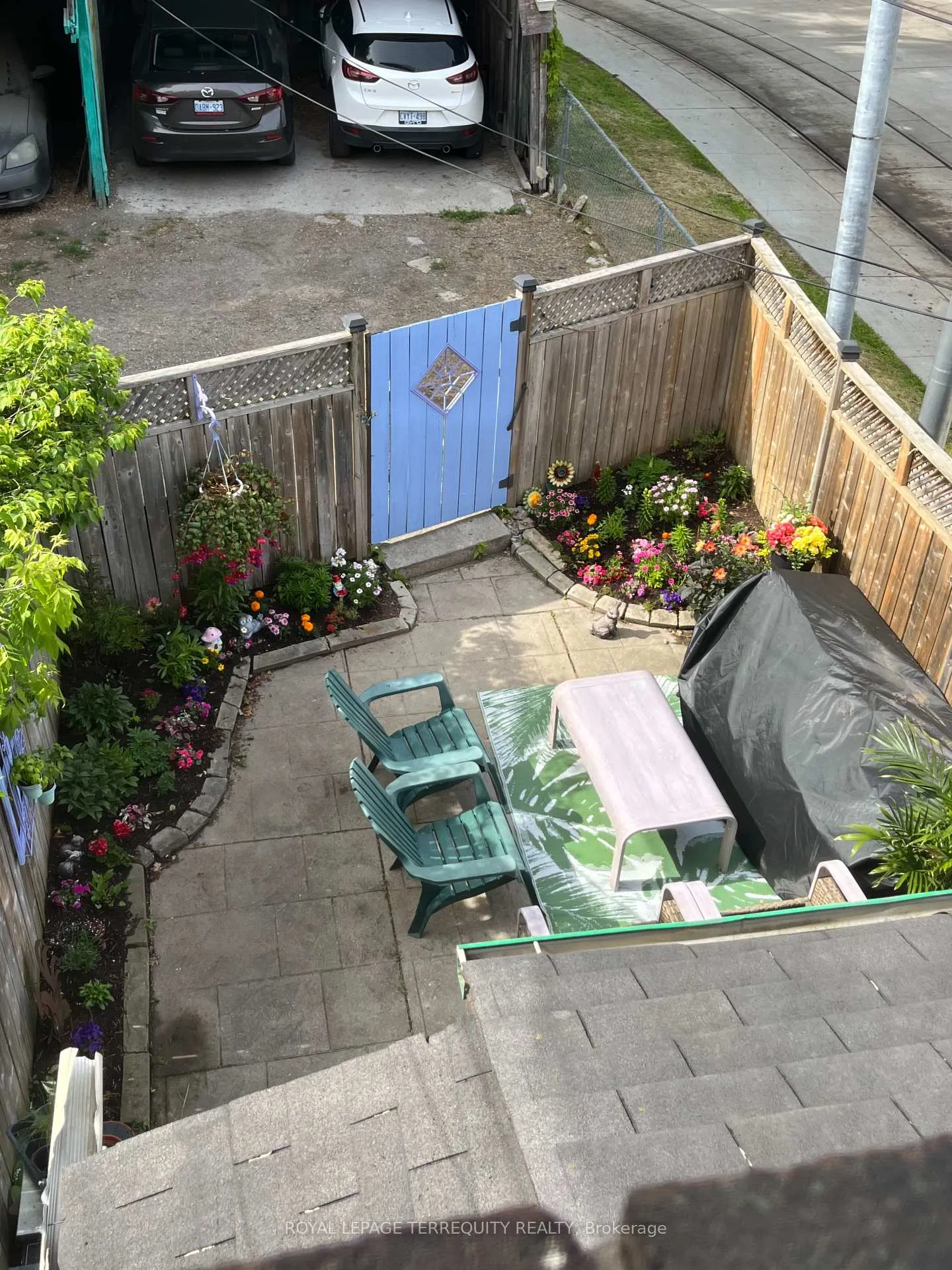 Photo 31 of 1746 Queen Street E, Toronto, The Beaches — HOMEH