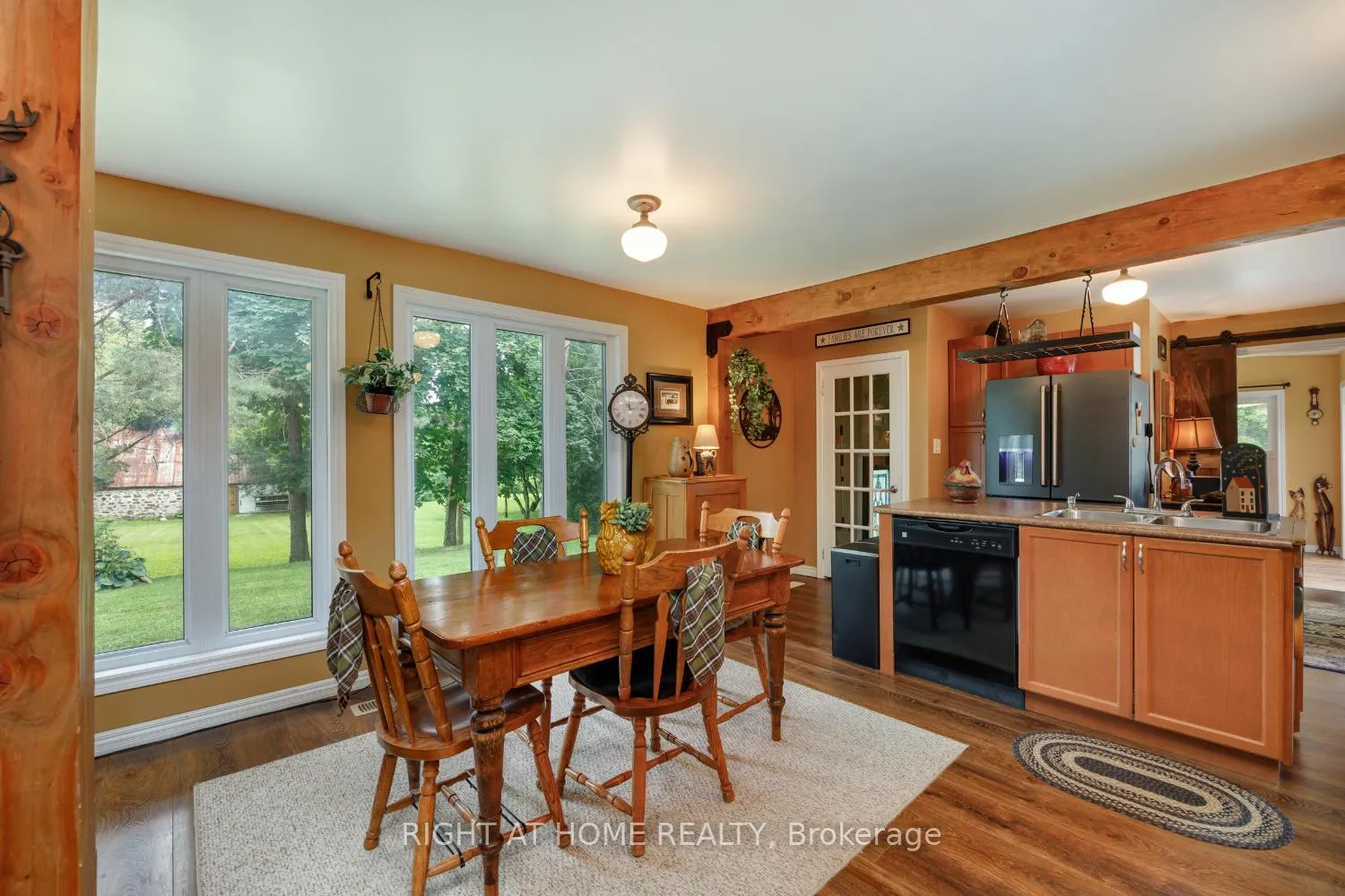 Photo 6 of 141 Platten Boulevard, Scugog, Rural Scugog — HOMEH