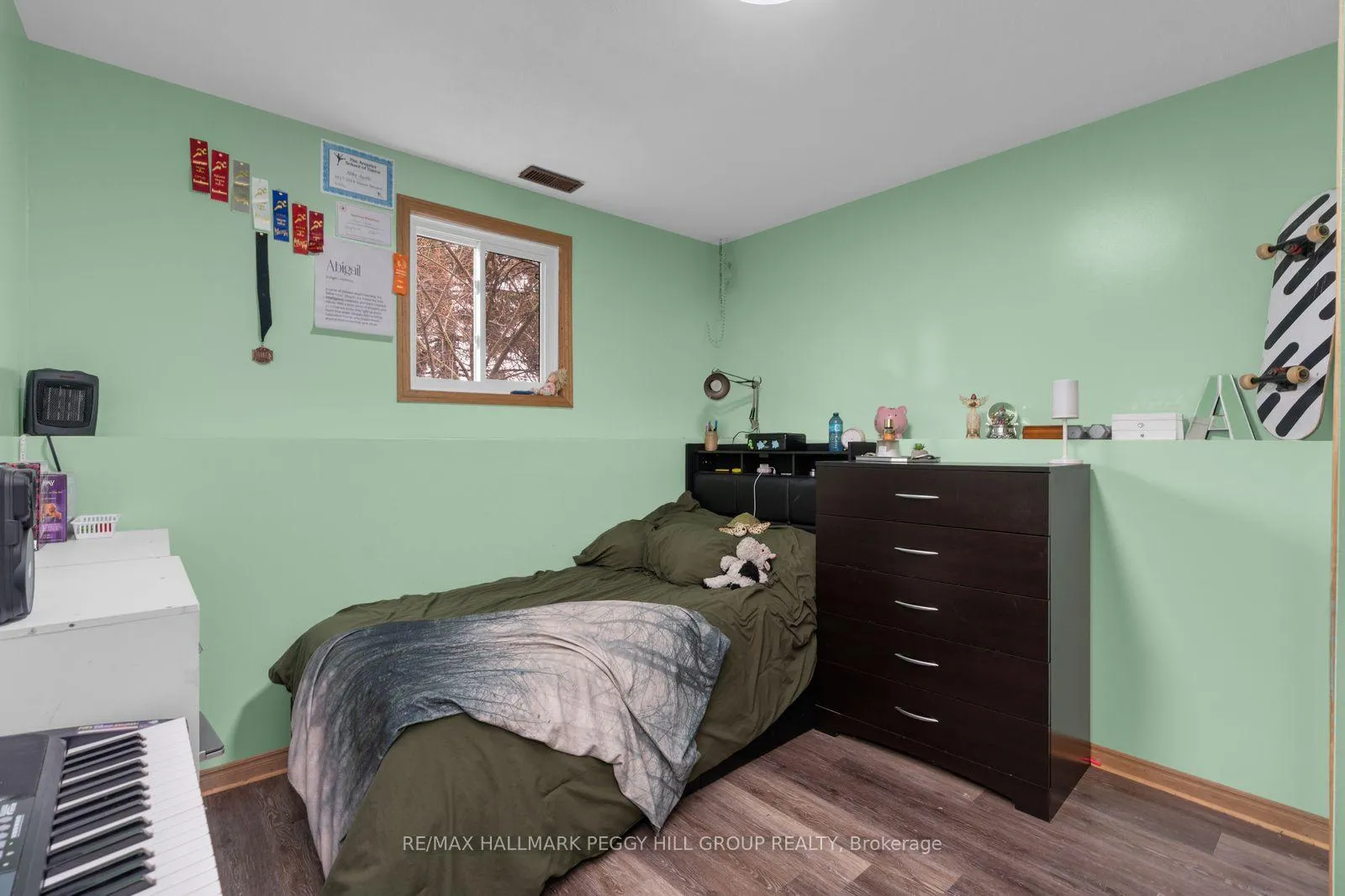 Photo 11 of 370 Main Street W, Southgate — HOMEH