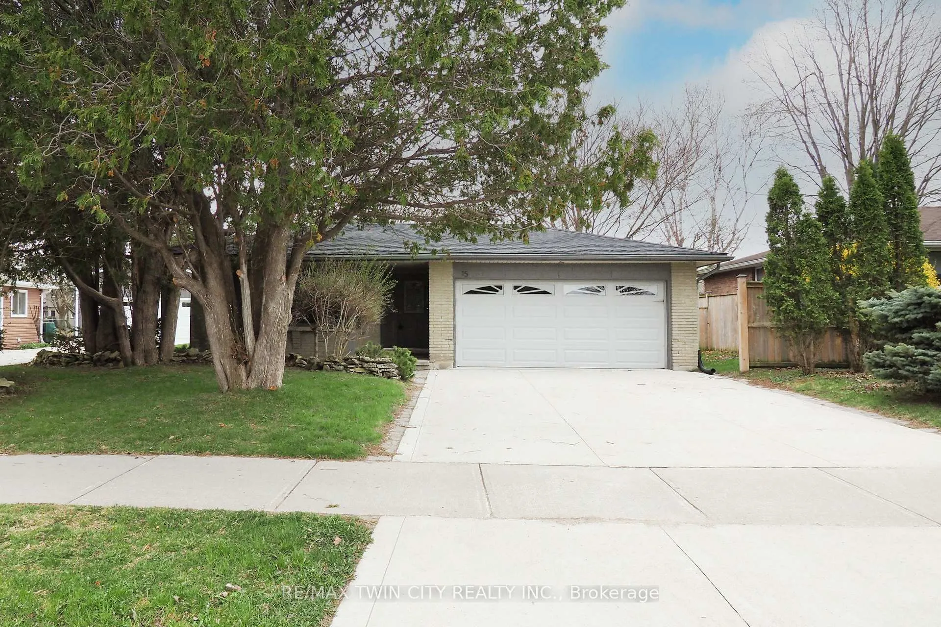 Photo 3 of 15 Mockingbird Drive, Woolwich — HOMEH