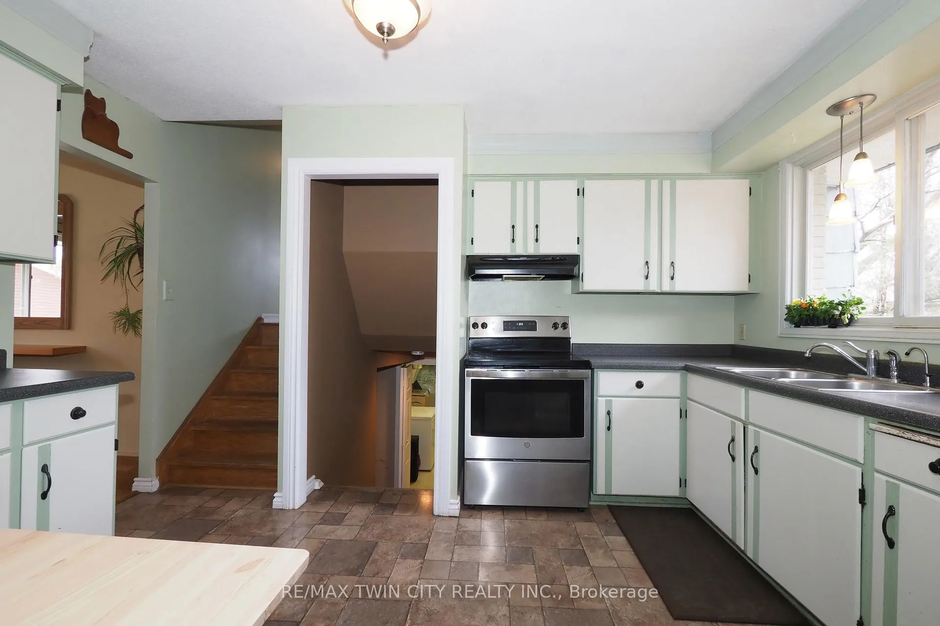 Photo 15 of 15 Mockingbird Drive, Woolwich — HOMEH