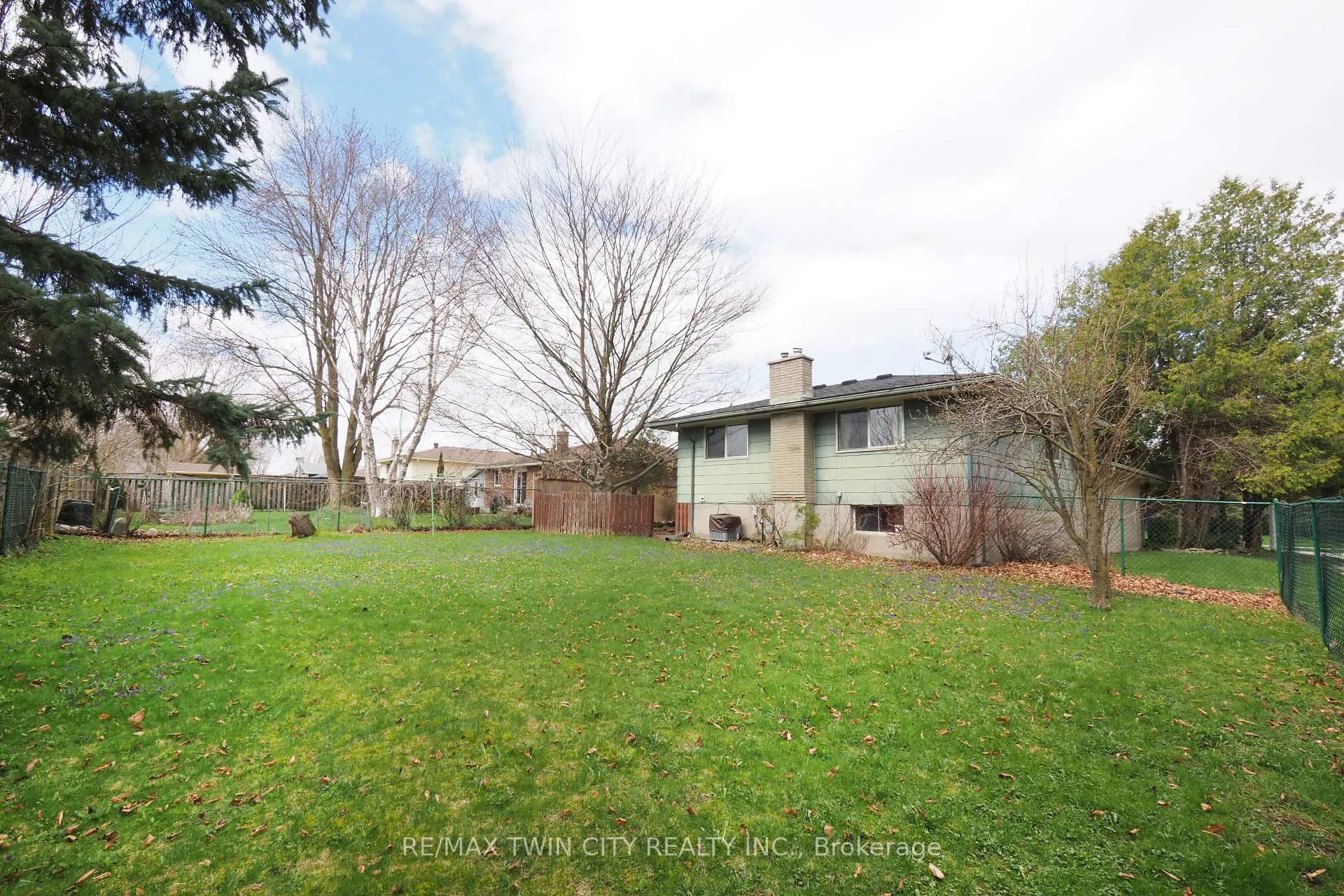 Photo 33 of 15 Mockingbird Drive, Woolwich — HOMEH