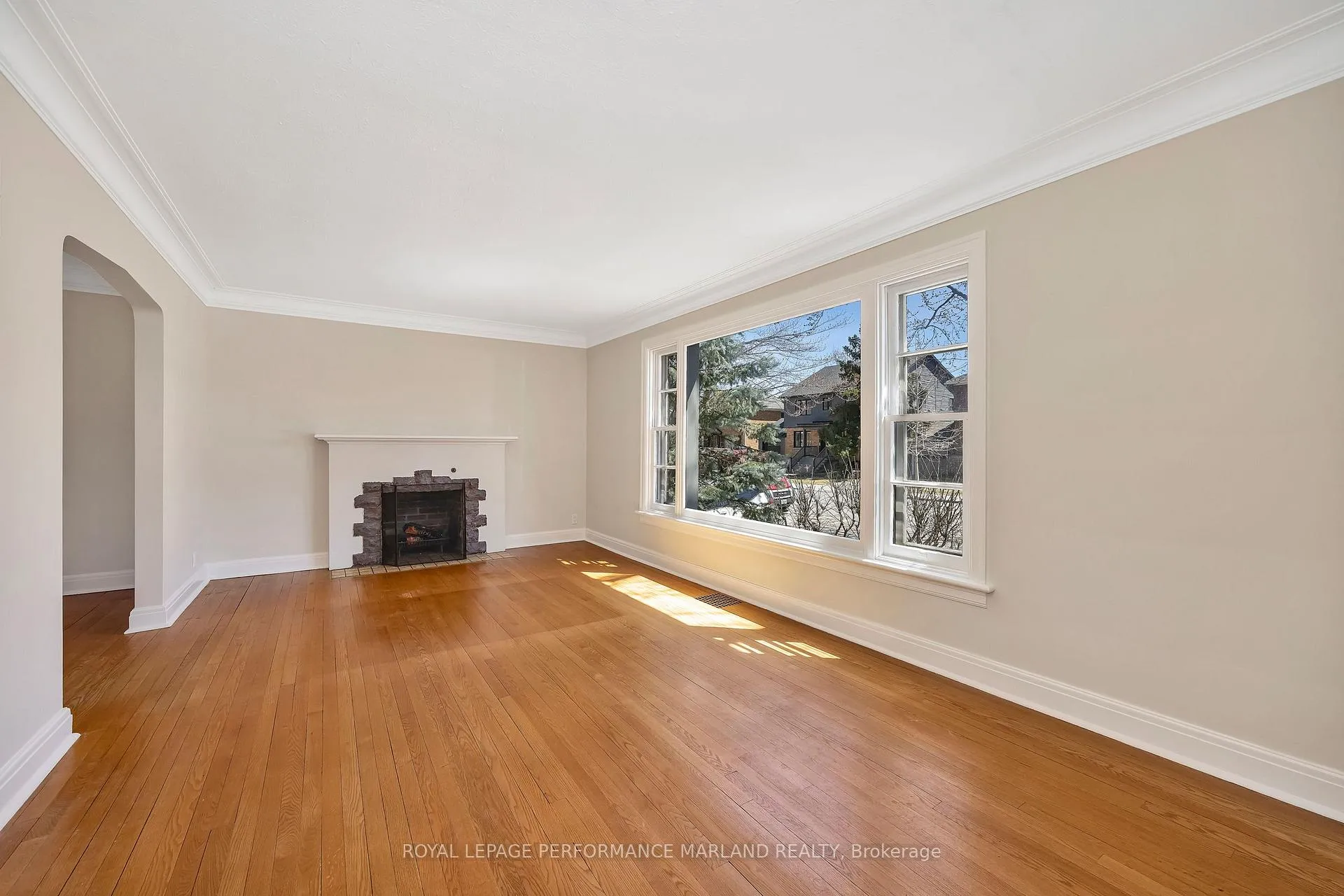 Photo 4 of 65 Southern Drive, Ottawa, Old Ottawa South/Rideau Gardens — HOMEH