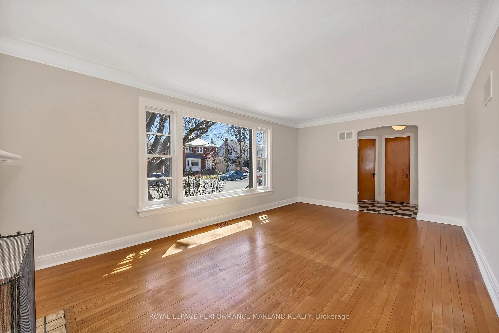 Photo 5 of 65 Southern Drive, Ottawa, Old Ottawa South/Rideau Gardens — HOMEH