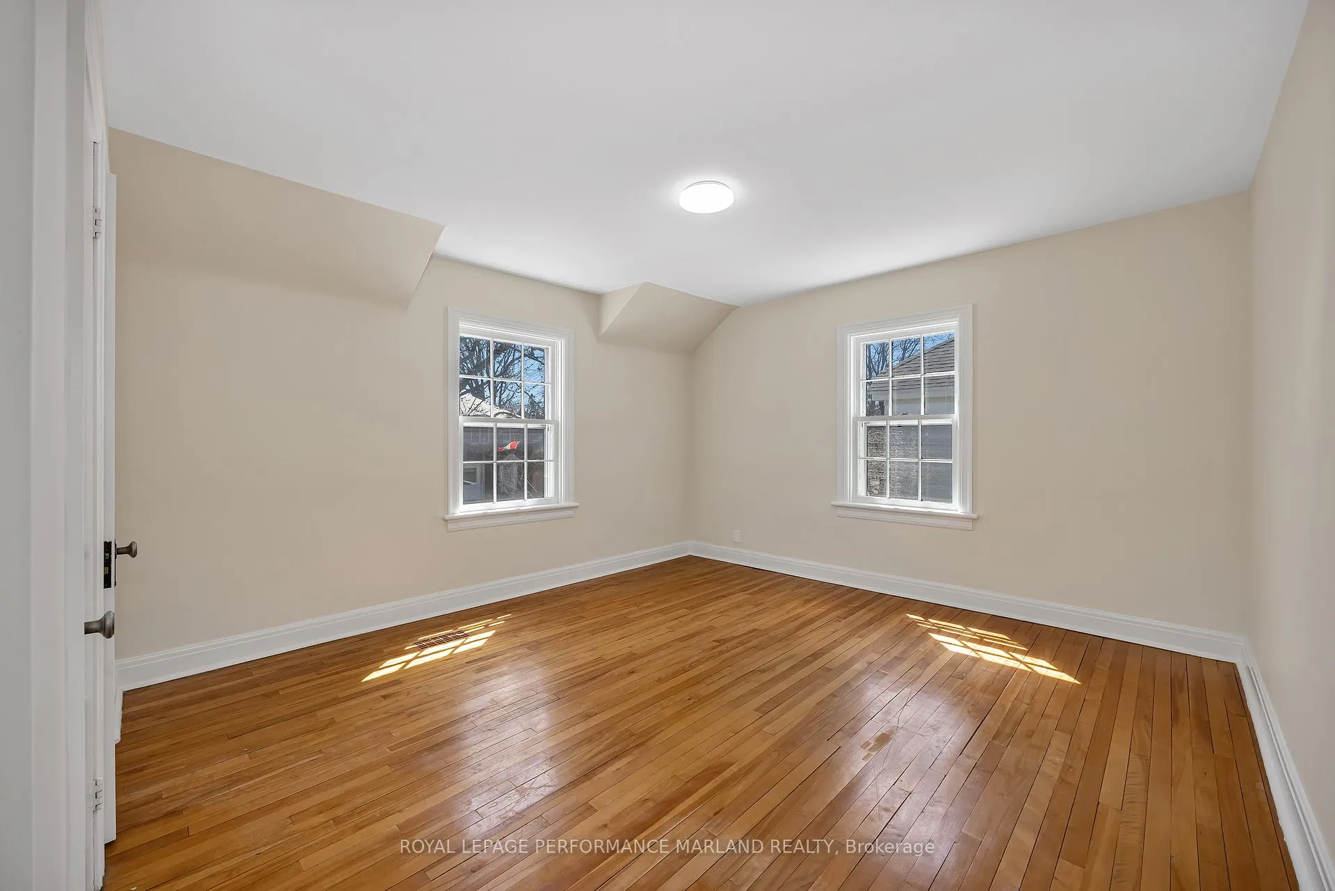 Photo 12 of 65 Southern Drive, Ottawa, Old Ottawa South/Rideau Gardens — HOMEH