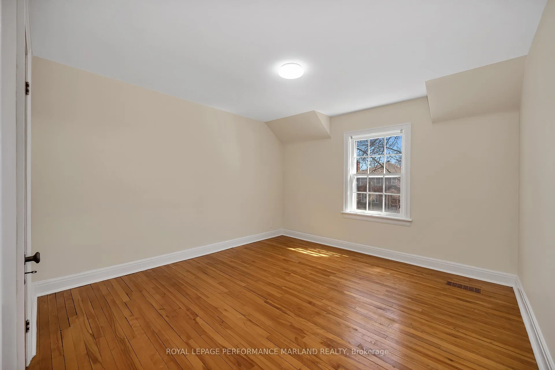 Photo 15 of 65 Southern Drive, Ottawa, Old Ottawa South/Rideau Gardens — HOMEH