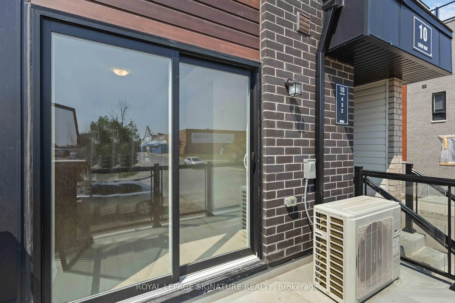 Photo 4 of Unit 2, 10 Liben Way, Scarborough, Malvern — HOMEH