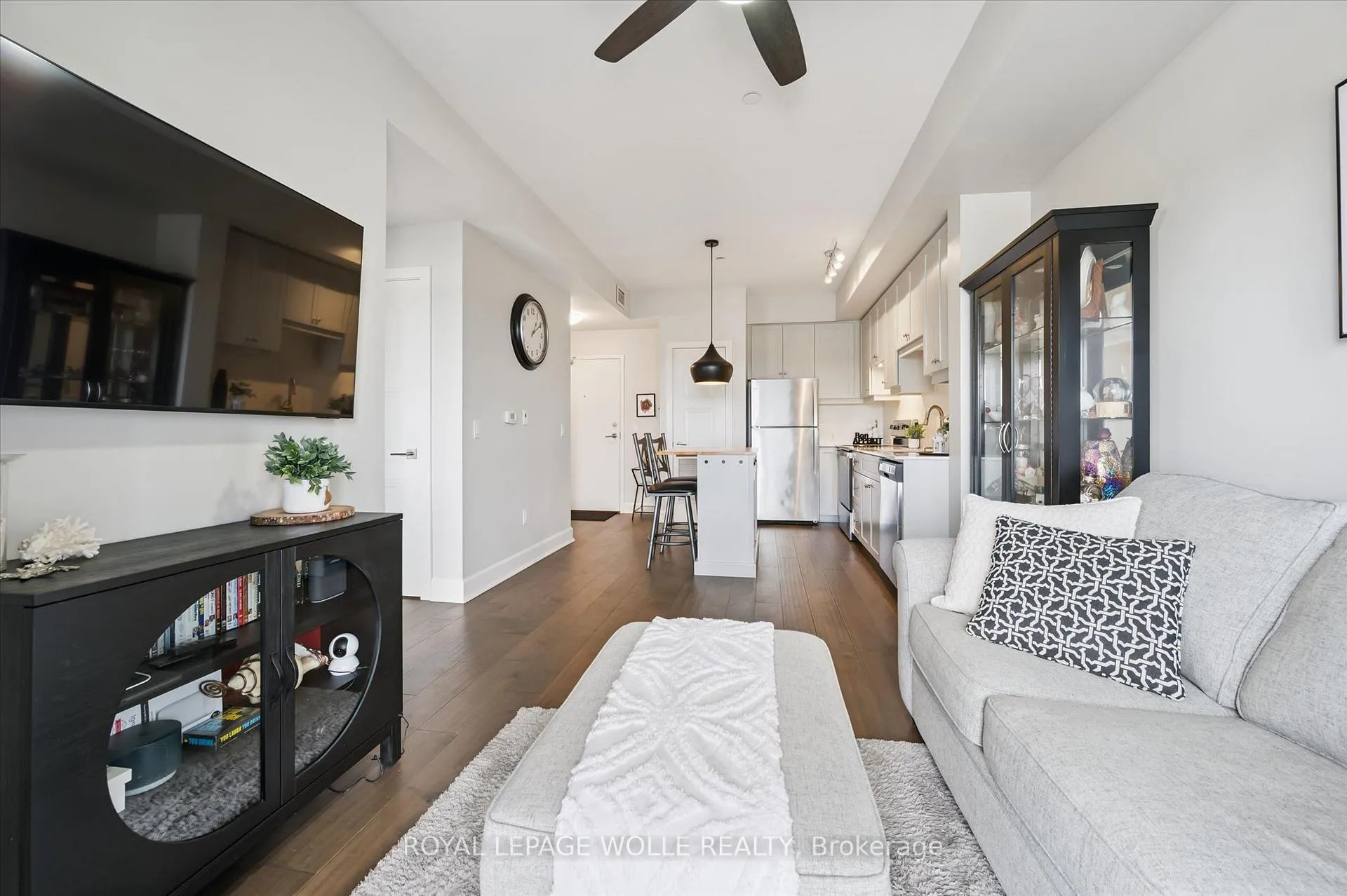 Photo 15 of 610 - 255 Northfield Drive, Waterloo — HOMEH