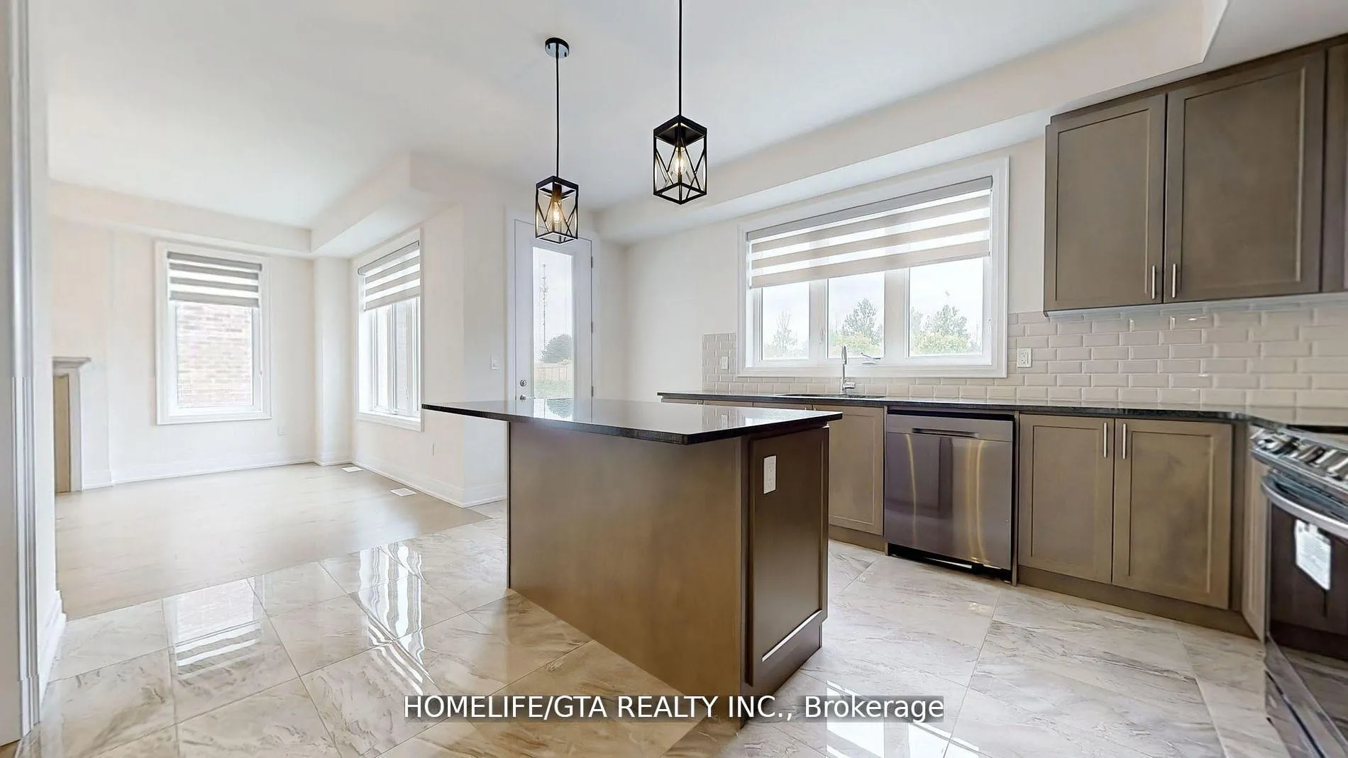 Photo 10 of 91 Hoad Street, Clarington, Newcastle — HOMEH