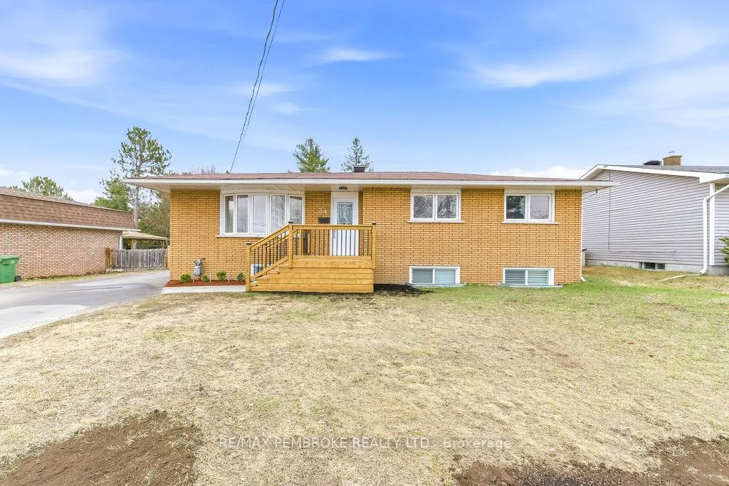 Photo 1 of 34 John Street, Petawawa — HOMEH
