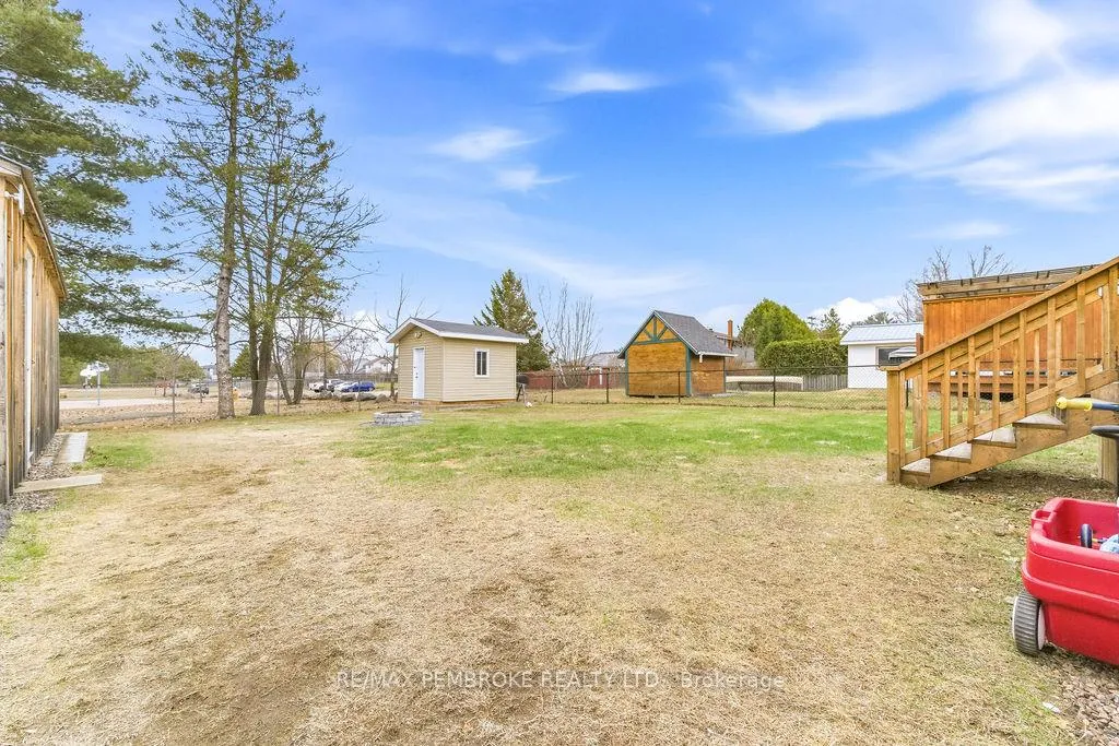 Photo 34 of 34 John Street, Petawawa — HOMEH