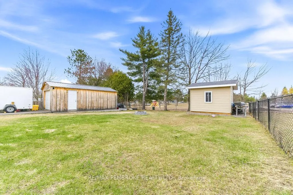 Photo 36 of 34 John Street, Petawawa — HOMEH
