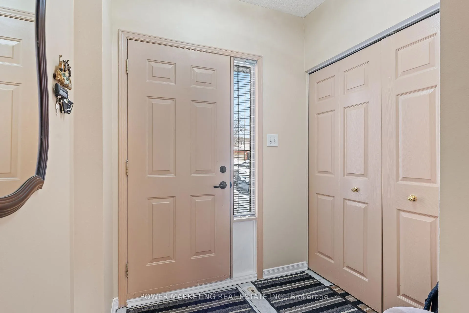 Photo 4 of 1096 Ballantyne Drive, Ottawa, Fallingbrook/Gardenway South — HOMEH