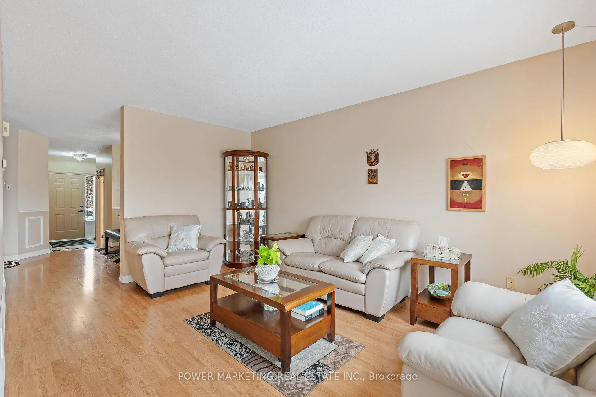 Photo 11 of 1096 Ballantyne Drive, Ottawa, Fallingbrook/Gardenway South — HOMEH
