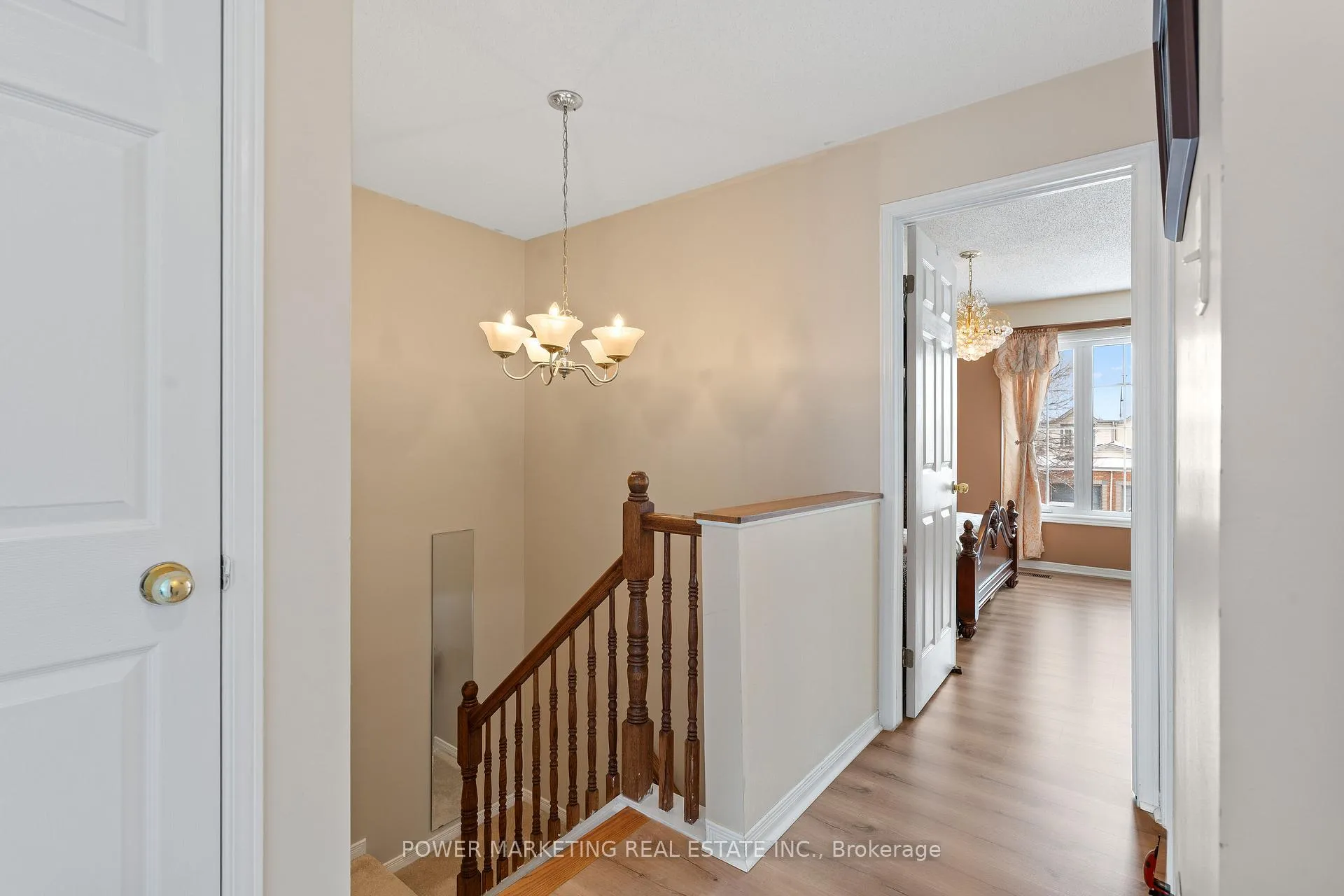 Photo 16 of 1096 Ballantyne Drive, Ottawa, Fallingbrook/Gardenway South — HOMEH