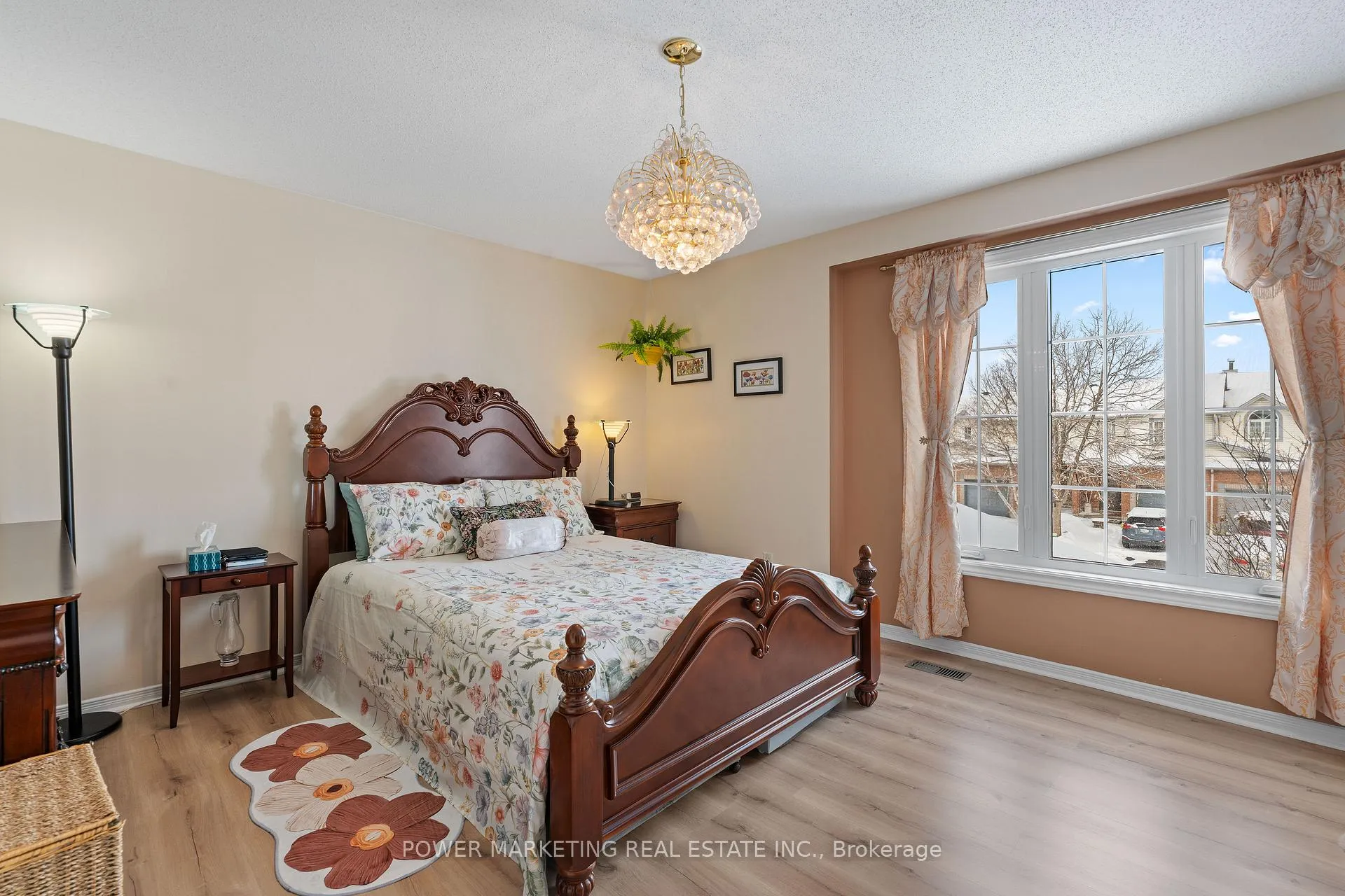 Photo 17 of 1096 Ballantyne Drive, Ottawa, Fallingbrook/Gardenway South — HOMEH