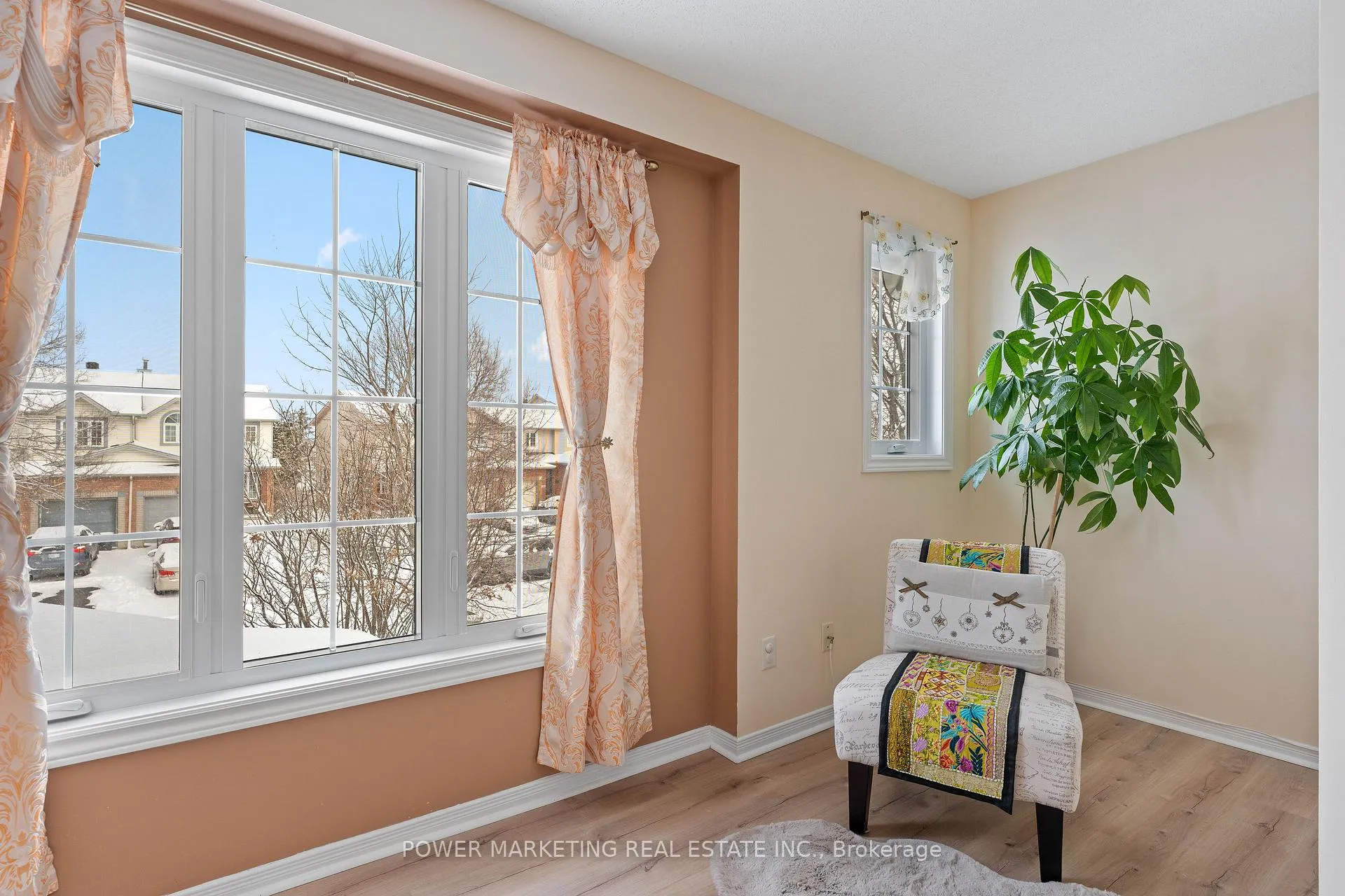 Photo 19 of 1096 Ballantyne Drive, Ottawa, Fallingbrook/Gardenway South — HOMEH