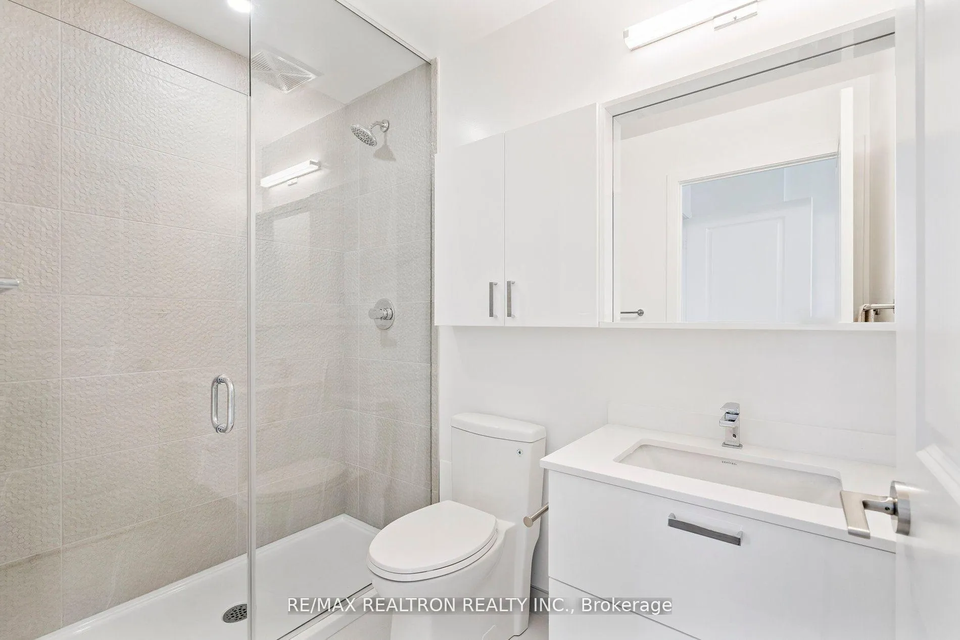 Photo 22 of Unit 211A, 30 Upper Mall Way, Vaughan, Brownridge — HOMEH
