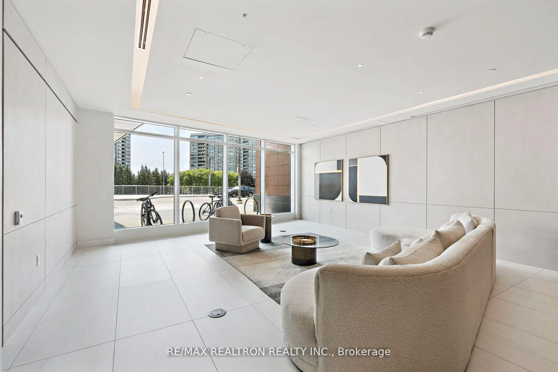 Photo 29 of Unit 211A, 30 Upper Mall Way, Vaughan, Brownridge — HOMEH