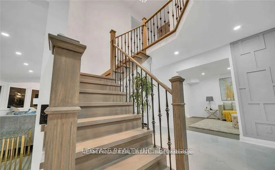 Photo 22 of 70 Pleasant Valley Place, Brampton, Northgate — HOMEH