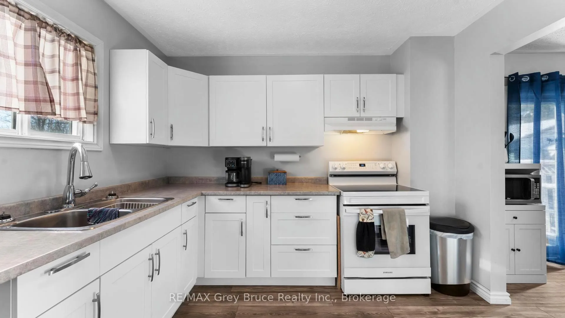 Photo 5 of 1666 3rd Avenue W, Owen Sound — HOMEH