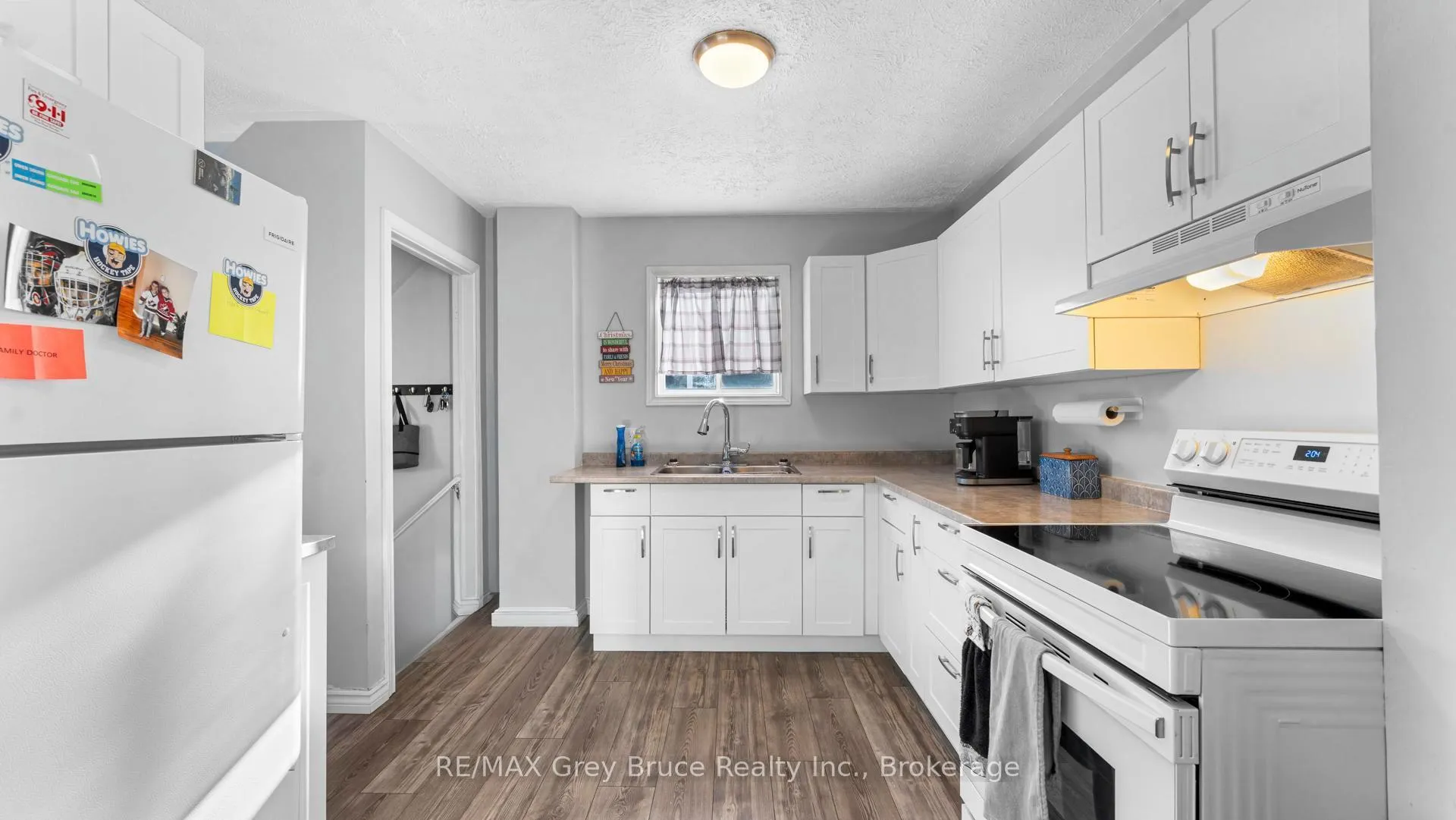 Photo 9 of 1666 3rd Avenue W, Owen Sound — HOMEH