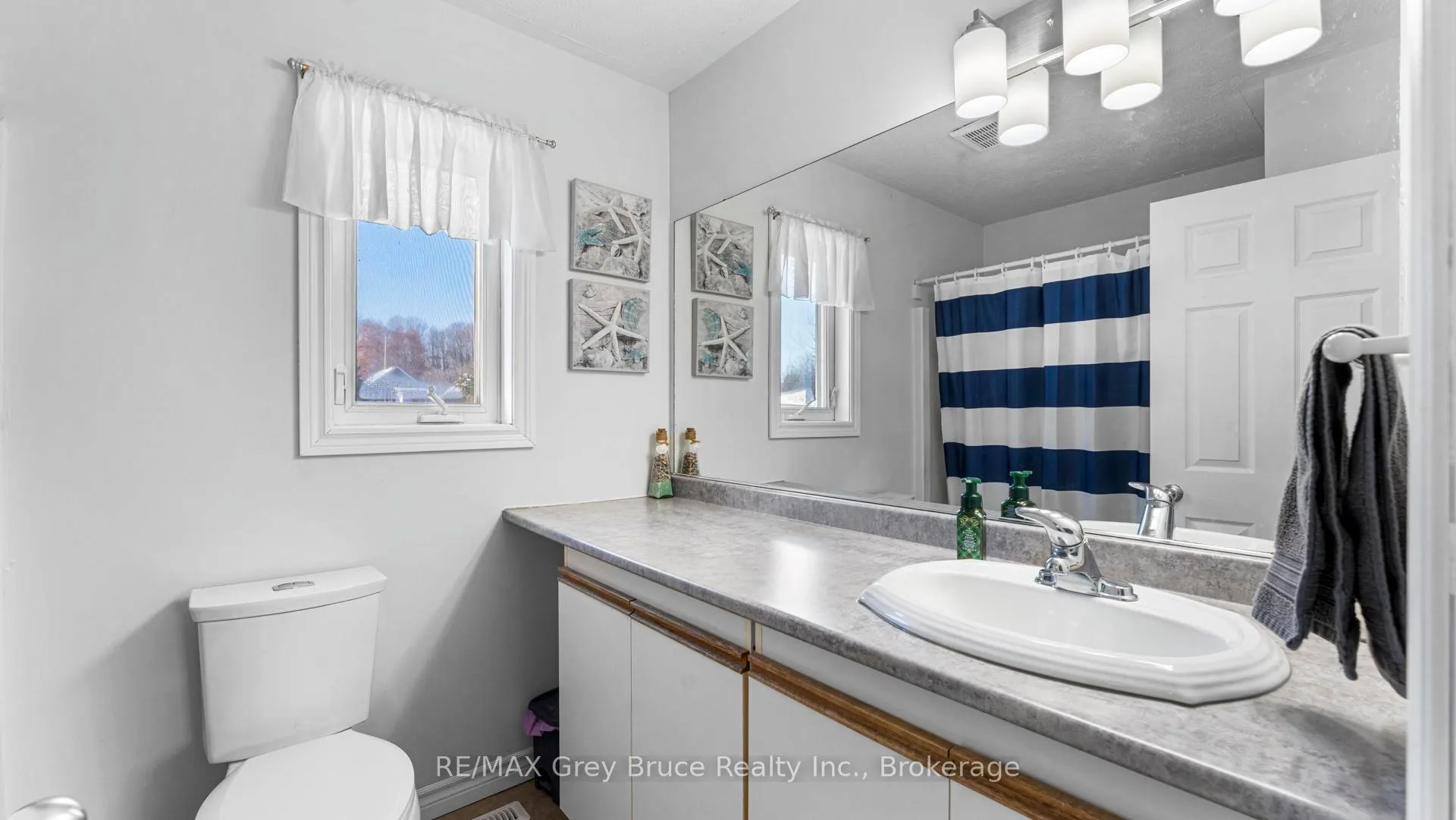 Photo 15 of 1666 3rd Avenue W, Owen Sound — HOMEH