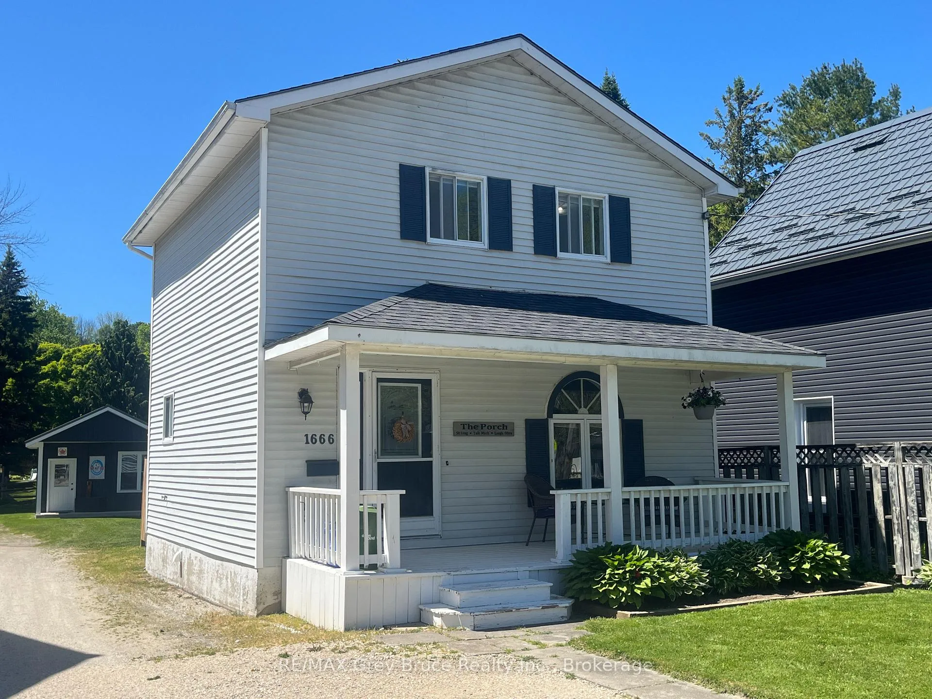 Photo 1 of 1666 3rd Avenue W, Owen Sound — HOMEH