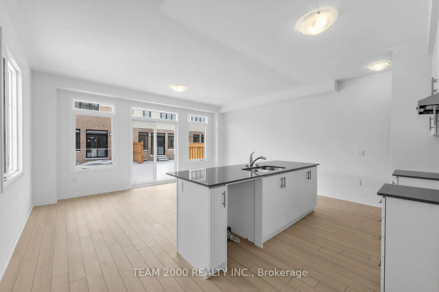 Photo 6 of Unit 33, 474 Provident Way, Hamilton, Mount Hope — HOMEH