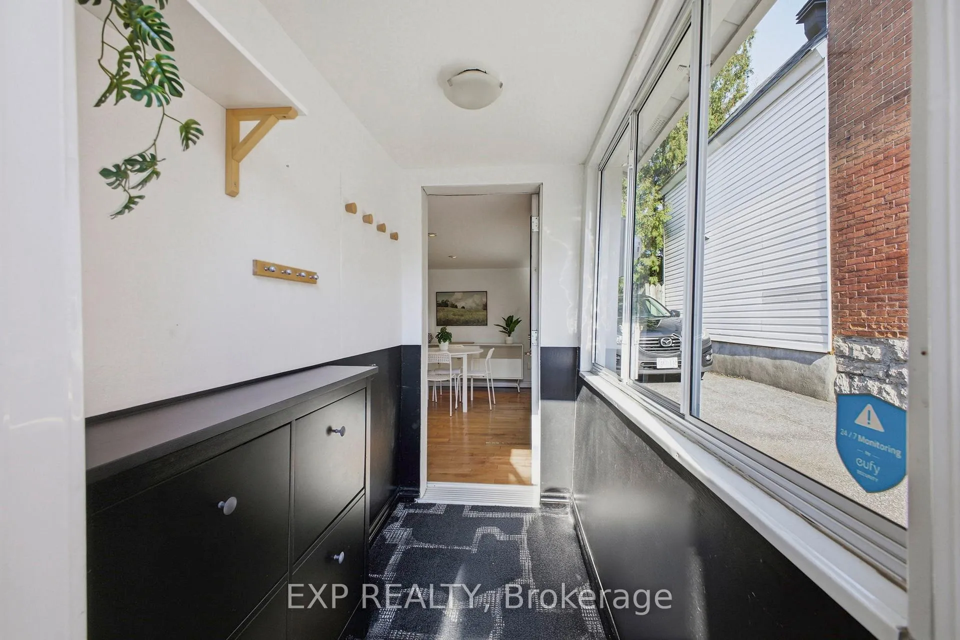 Photo 2 of 203 Carruthers Avenue, Ottawa, Hintonburg — HOMEH