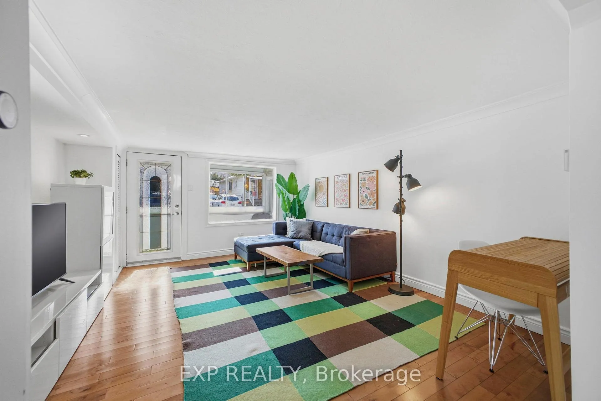 Photo 8 of 203 Carruthers Avenue, Ottawa, Hintonburg — HOMEH