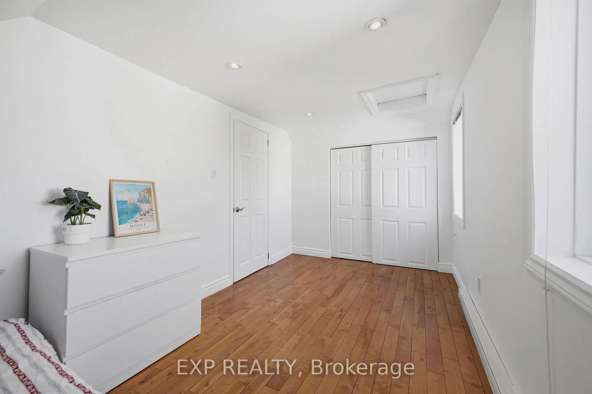 Photo 23 of 203 Carruthers Avenue, Ottawa, Hintonburg — HOMEH