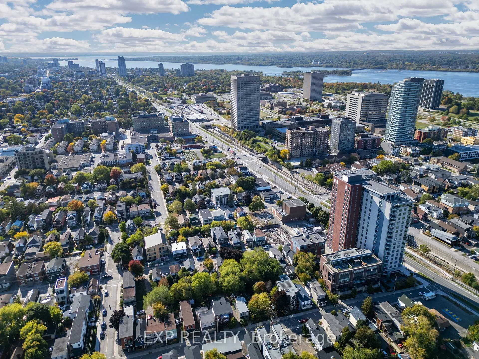 Photo 34 of 203 Carruthers Avenue, Ottawa, Hintonburg — HOMEH
