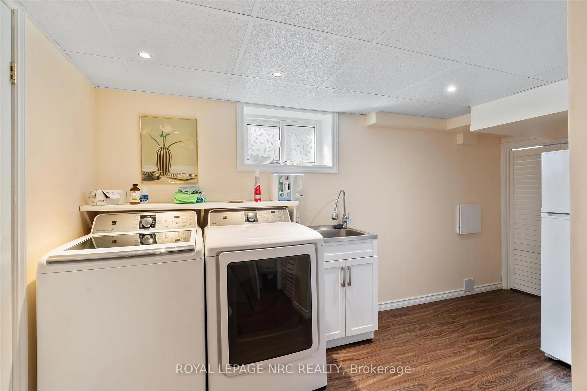 Photo 20 of 4148 Drummond Road, Niagara Falls, Cherrywood — HOMEH