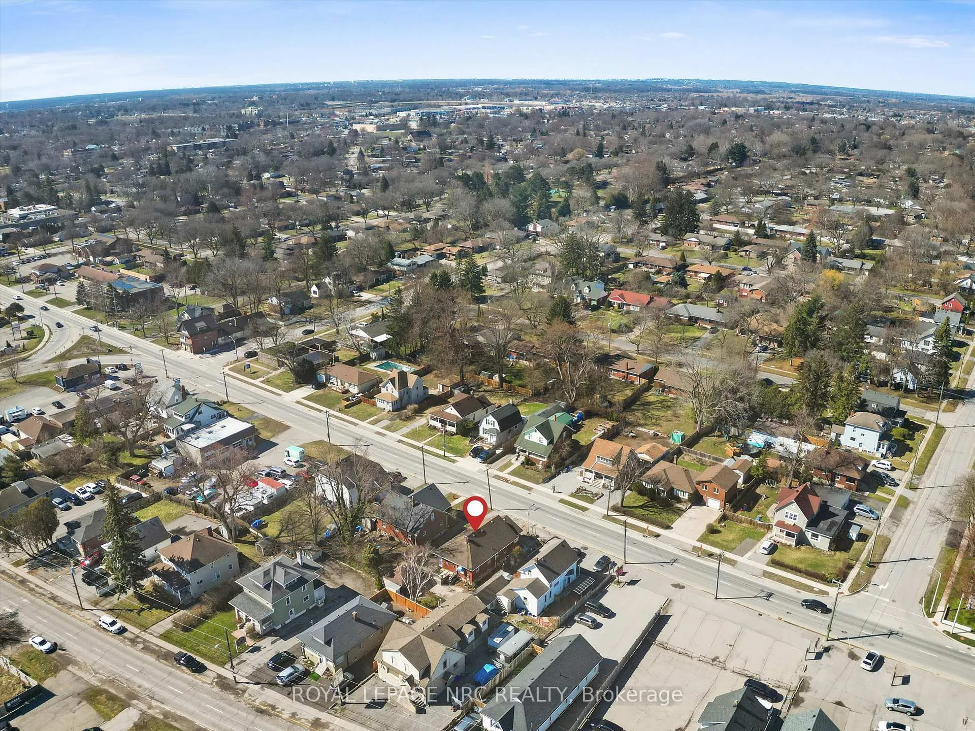 Photo 25 of 4148 Drummond Road, Niagara Falls, Cherrywood — HOMEH